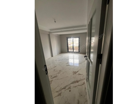Ergenekon Mah. Turgutlu Kiralık Daire |  2+1 Oda | 100M2 Yıllık 22.000Tl | 1. Kat | Yerden Isıtma | 1 Banyo Resim-3