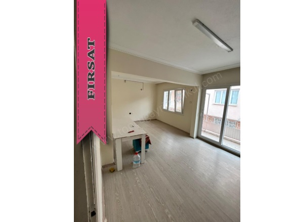 İsmet Paşa Mah. Konak Satılık Müstakil Ev |  2+1 Oda | 167M2 3.000.000Tl | 2. Kat | Klima | 1 Banyo | 1 Yatak Odası Resim-2