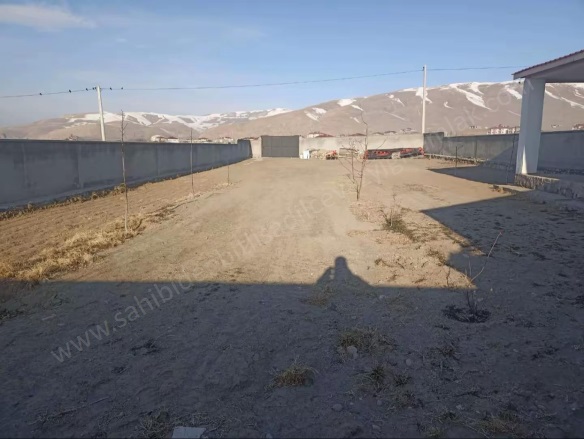 Atatürk Mah. Adilcevaz Satılık Parsel | 3.750.000Tl Resim-3