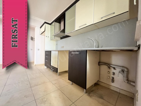 Altıntaş Mah. Aksu Kiralık Daire |  1+1 Oda | 85M2 Aylık 20.000Tl | 3. Kat | Klima | 1 Banyo | 1 Yatak Odası Resim-3