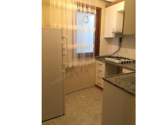 Mecidiyeköy Mah. Şişli Satılık Daire |  2+1 Oda | 75M2 5.000.000Tl  Krediye Uygun  | 2. Kat | Doğalgaz(Kombi) | 1 Banyo | 2 Yatak Odası Resim-3