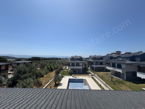 Güre Mah. Edremit Satılık Villa |  3+1 Oda |13.500.000Tl | Villa | Yerden Isıtma | 3 Banyo | 3 Yatak Odası Resim-4