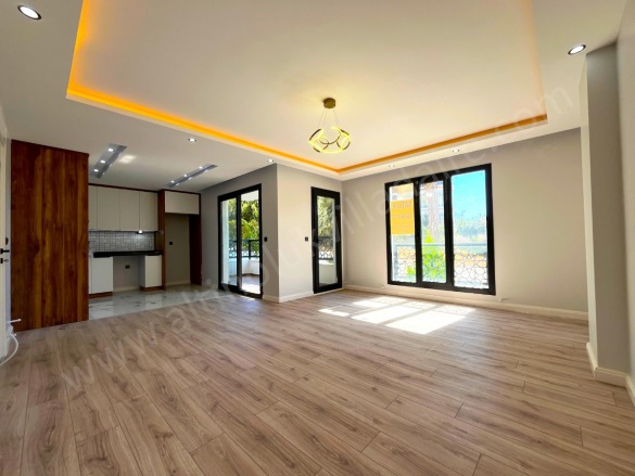 Altınoluk Mah. Edremit Satılık Daire |  3+1 Oda | 180M2 7.500.000Tl | Ters Dubleks | Kat Kaloriferi | 2 Banyo | 3 Yatak Odası Resim-4