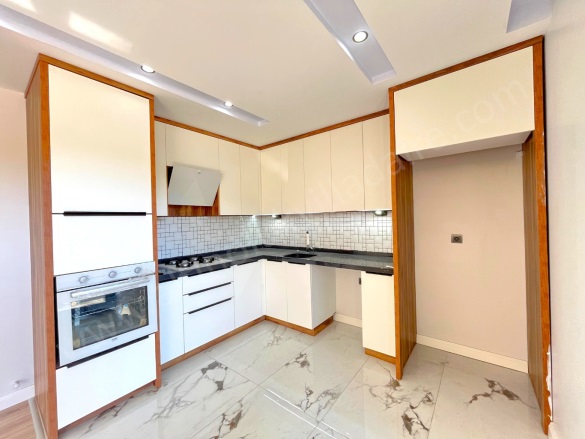 Altınoluk Mah. Edremit Satılık Daire |  3+1 Oda | 180M2 7.500.000Tl | Ters Dubleks | Kat Kaloriferi | 2 Banyo | 3 Yatak Odası Resim-5