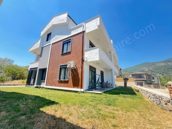 Güre Mah. Edremit Satılık Daire |  3+1 Oda | 140M2 9.000.000Tl  Krediye Uygun  | Çatı Dubleksi Resim-1