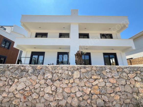 Güre Mah. Edremit Satılık Daire |  3+1 Oda | 140M2 9.000.000Tl  Krediye Uygun  | Çatı Dubleksi Resim-3