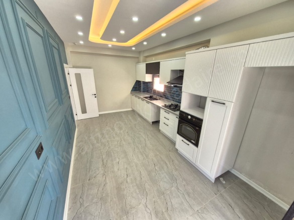 Akçay Mah. Edremit Satılık Villa |  4+1 Oda | 250M2 14.500.000Tl  Krediye Uygun  | Villa | Yerden Isıtma | 4 Banyo | 4 Yatak Odası Resim-4