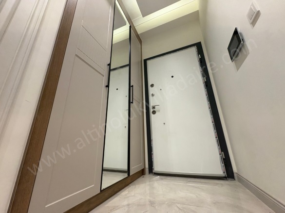 Altınoluk Mah. Edremit Satılık Daire |  2+1 Oda | 80M2 6.500.000Tl  Krediye Uygun  | Bahçe Katı | Yerden Isıtma | 1 Banyo | 2 Yatak Odası Resim-4