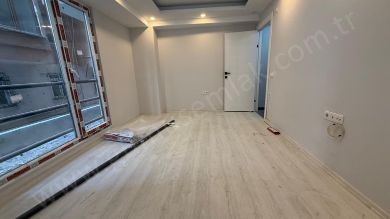 Siyavuşpaşa Mah. Bahçelievler Kiralık Daire |  2+1 Oda | 65M2 Aylık 43.000Tl | Bahçe Katı | Doğalgaz(Kombi) | 1 Banyo | 2 Yatak Odası Resim-5