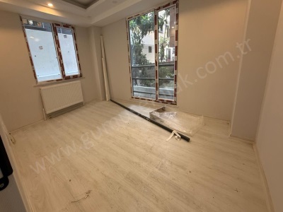 Bahçelievler Yayla Merkezde Ferit Selim Paşa Cad Yakını 2 Bina 2+1 Bahçe Kat Kiralık Daire Siyavuşpaşa Mah