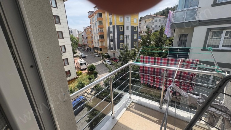 Dumlupınar Mah. Pendik Satılık Daire |  5+2 Oda | 240M2 10.450.000Tl  Krediye Uygun  | 4. Kat | Doğalgaz(Kombi) | 3 Banyo | 5 Yatak Odası Resim-5