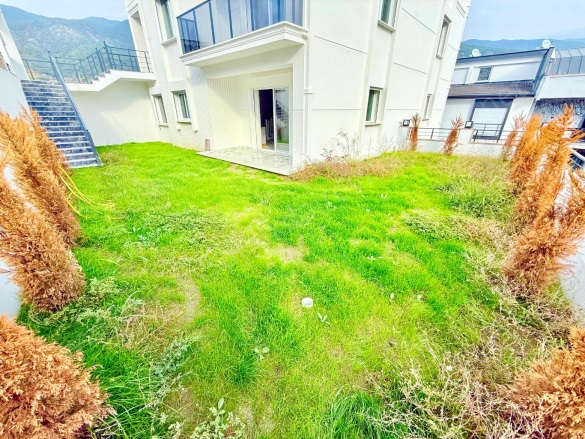 Güre Mah. Edremit Satılık Daire |  3+1 Oda | 175M2 10.500.000Tl  Krediye Uygun  | Ters Dubleks | Kat Kaloriferi | 3 Banyo | 3 Yatak Odası Resim-2