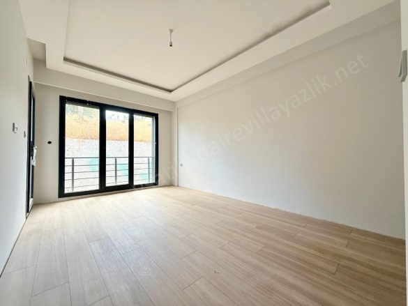 Çamlıbel Mah. Edremit Satılık Daire |  2+1 Oda | 130M2 7.500.000Tl  Krediye Uygun  | 1. Kat | Kat Kaloriferi | 1 Banyo | 2 Yatak Odası Resim-5