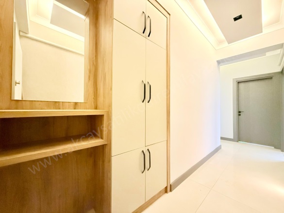 Zeytinli Mah. Edremit Satılık Daire |  2+1 Oda | 110M2 6.500.000Tl  Krediye Uygun  | 2. Kat | Doğalgaz(Kombi) | 2 Banyo | 2 Yatak Odası Resim-4