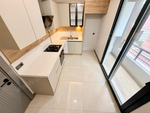 Zeytinli Mah. Edremit Satılık Daire |  2+1 Oda | 110M2 6.500.000Tl  Krediye Uygun  | 2. Kat | Doğalgaz(Kombi) | 2 Banyo | 2 Yatak Odası Resim-5
