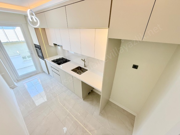 Zeytinli Mah. Edremit Satılık Daire |  2+1 Oda | 110M2 4.750.000Tl  Krediye Uygun  | 2. Kat | Doğalgaz(Kombi) | 1 Banyo | 2 Yatak Odası Resim-5