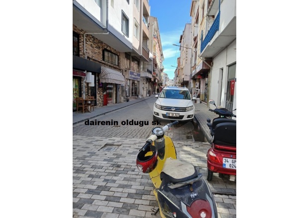 Merkez Tekirdağ Satılık Daire |  2+1 Oda | 85M2 1.850.000Tl  Krediye Uygun  Eşyalı  | 2. Kat | Doğalgaz | 1 Banyo | 1 Yatak Odası Resim-2