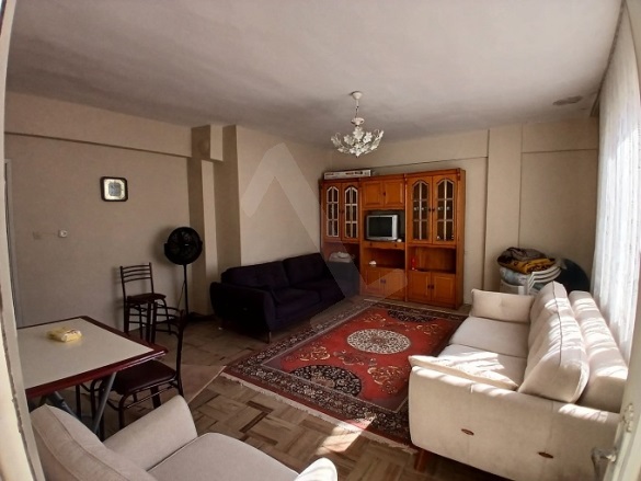 Merkez Tekirdağ Satılık Daire |  2+1 Oda | 85M2 1.850.000Tl  Krediye Uygun  Eşyalı  | 2. Kat | Doğalgaz | 1 Banyo | 1 Yatak Odası Resim-3