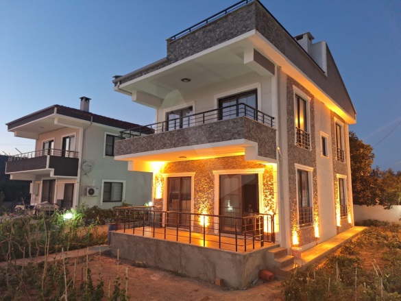 Mürefte Mah. Şarköy Satılık Villa |  4+1 Oda | 190M2 8.950.000Tl  Krediye Uygun  | Villa | Kat Kaloriferi Resim-4