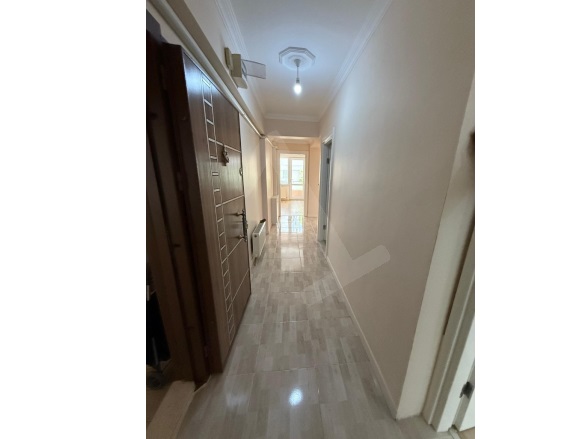 Merkez Tekirdağ Satılık Daire |  3+1 Oda | 115M2 3.750.000Tl  Krediye Uygun  | Yüksek Giriş | Kombi | 2 Banyo | 3 Yatak Odası Resim-1