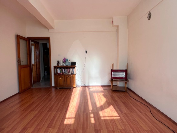 Merkez Tekirdağ Satılık Daire |  2+1 Oda | 85M2 2.650.000Tl  Krediye Uygun  | 2. Kat | Kombi | 1 Banyo | 2 Yatak Odası Resim-2