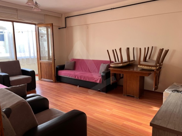 Merkez Tekirdağ Satılık Daire |  2+1 Oda | 85M2 2.650.000Tl  Krediye Uygun  | 2. Kat | Kombi | 1 Banyo | 2 Yatak Odası Resim-4