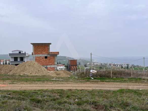 Şarköy istiklal Mahallesinde Deniz Manzaralı Villa imarlı Satılık Arsa