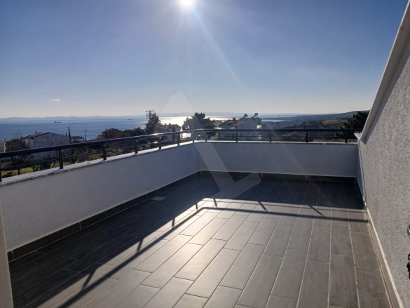 Mürefte Mah. Şarköy Satılık Villa |  4+1 Oda | 174M2 9.250.000Tl  Krediye Uygun  | Villa | Soba | 2 Banyo | 4 Yatak Odası Resim-2