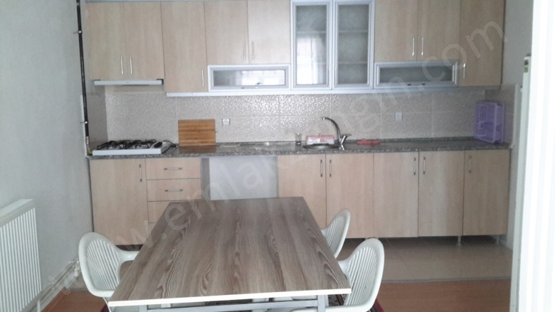 Merkez Turhal Kiralık Daire |  3+1 Oda | 135M2 Aylık 15.000Tl Eşyalı  | 1. Kat | Kombi Resim-5