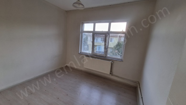 Merkez Turhal Kiralık Daire |  3+1 Oda | 135M2 Aylık 16.000Tl | 2. Kat | Kombi | 1 Banyo Resim-5