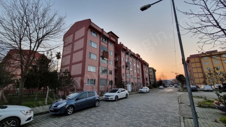 Merkez Turhal Satılık Daire |  3+1 Oda | 135M2 3.600.000Tl  Krediye Uygun  | 3. Kat | Kombi Resim-2