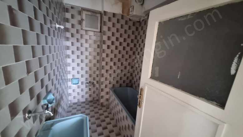 Turhal Merkez Çarşı içi Kiralık Daire 3+1
