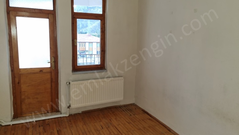 Merkez Turhal Kiralık Daire |  3+1 Oda | 135M2 Aylık 14.500Tl | 3. Kat | Kombi Resim-1