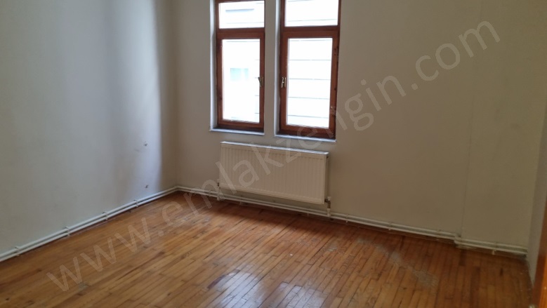 Merkez Turhal Kiralık Daire |  3+1 Oda | 135M2 Aylık 14.500Tl | 3. Kat | Kombi Resim-3