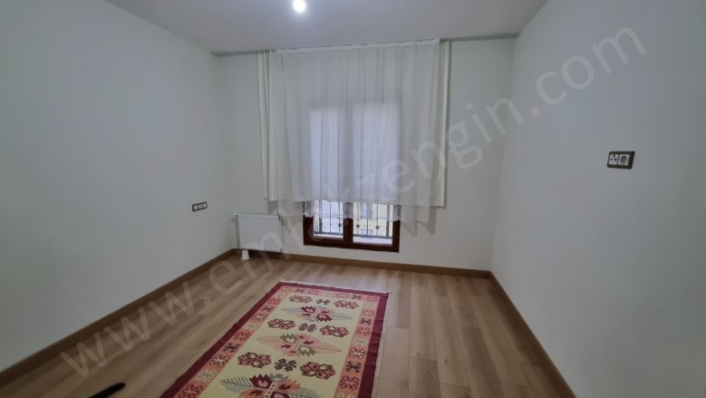 Merkez Turhal Kiralık Daire |  2+1 Oda | 125M2 Aylık 16.500Tl | 3. Kat | Kombi Resim-1