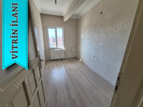 Merkez Turhal Satılık Daire |  3+1 Oda | 1500M2 8.750.000Tl  Krediye Uygun  | Komple Bina | Kombi Resim-2