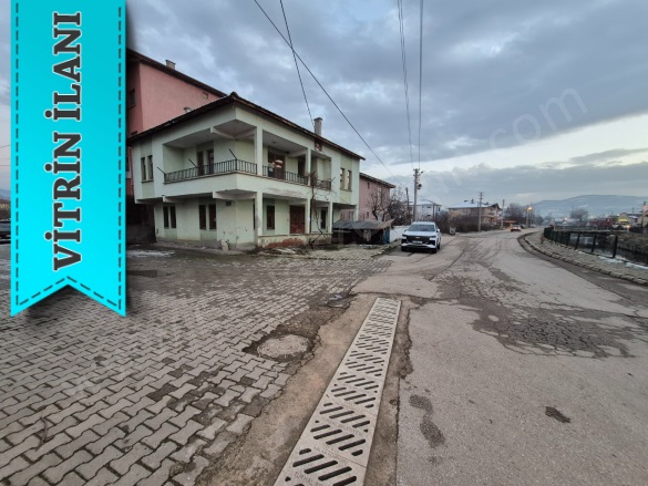 Merkez Turhal Satılık Müstakil Ev |  6+2 Oda | 200M2 2.550.000Tl | Komple Bina Resim-2