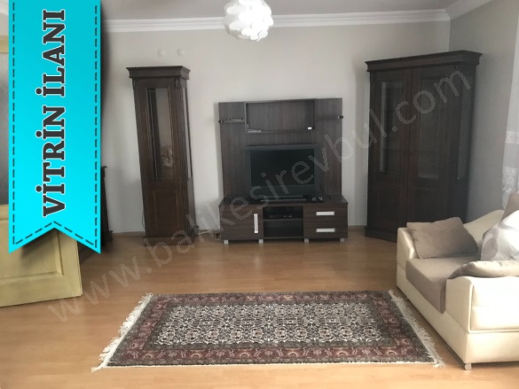 Atatürk Karesi Kiralık Daire |  3+1 Oda | 135M2 Aylık 26.000Tl Eşyalı  | 3. Kat | Kombi | 1 Banyo | 3 Yatak Odası Resim-3