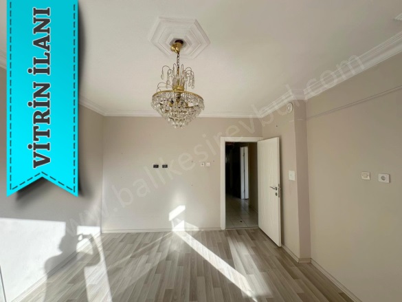 2.Oruçgazi Karesi Kiralık Daire |  3+1 Oda | 120M2 Aylık 16.500Tl | 5. Kat | Kombi | 1 Banyo | 3 Yatak Odası Resim-5