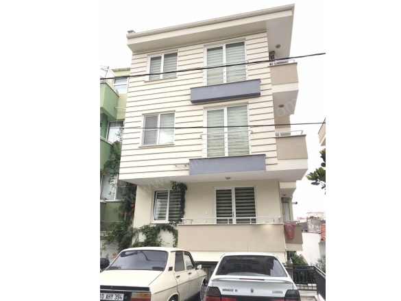 Hasanbasri Çantay Altıeylül Kiralık Daire |  1+1 Oda | 58M2 Aylık 17.500Tl Eşyalı  | 2. Kat | Kombi | 1 Banyo | 1 Yatak Odası Resim-3