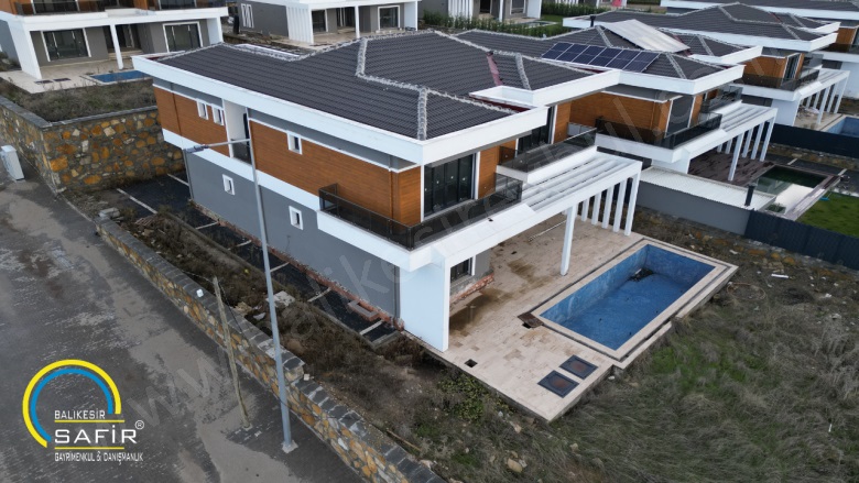 Kalaycılar Karesi Satılık Villa |  6+1 Oda | 495M2 11.650.000Tl  Krediye Uygun  | Villa | Isı Pompası | 4 Banyo | 6 Yatak Odası Resim-4