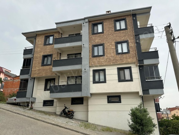 Dinkçiler Altıeylül Satılık Daire |  2+1 Oda | 60M2 2.550.000Tl  Krediye Uygun  | 3. Kat | Yerden Isıtma | 1 Banyo | 2 Yatak Odası Resim-3