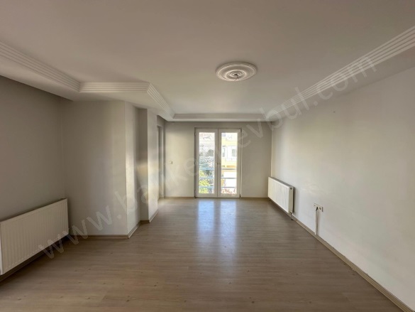 Plevne Altıeylül Kiralık Daire |  3+1 Oda | 145M2 Aylık 25.500Tl | 3. Kat | Kombi | 1 Banyo | 3 Yatak Odası Resim-3