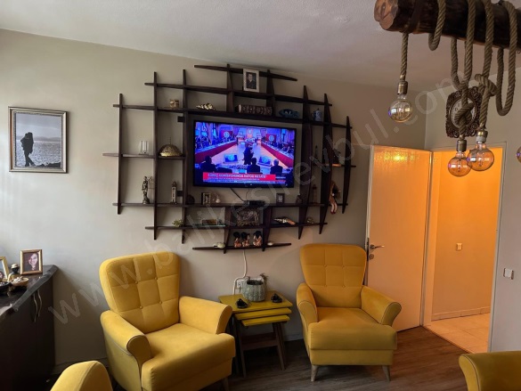 Eskikuyumcular Karesi Satılık Ofis / Büro |  2+1 Oda | 73M2 2.750.000Tl  Krediye Uygun  | 2. Kat | Klima Resim-4