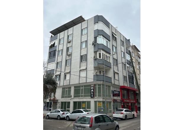 1.Oruçgazi Karesi Satılık Daire |  3+1 Oda | 105M2 2.590.000Tl  Krediye Uygun  | 2. Kat | Kombi | 1 Banyo | 3 Yatak Odası Resim-2