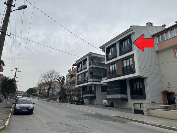 Hasanbasri Çantay Altıeylül Kiralık Daire |  2+1 Oda | 62M2 Aylık 22.000Tl | 3. Kat | Yerden Isıtma | 1 Banyo | 2 Yatak Odası Resim-3