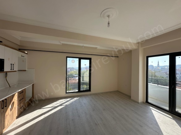 Gaziosmanpaşa Altıeylül Kiralık Daire |  2+1 Oda | 72M2 Aylık 16.000Tl | 2. Kat | Yerden Isıtma | 1 Banyo | 2 Yatak Odası Resim-3