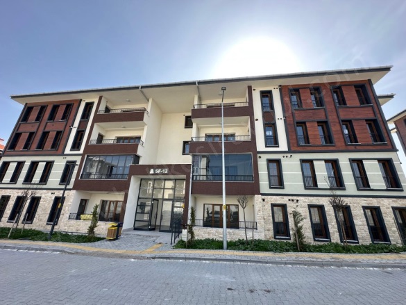 Kuva-İ Milliye Karesi Kiralık Daire |  3+1 Oda | 110M2 Aylık 18.500Tl | 5. Kat | Kombi | 2 Banyo | 3 Yatak Odası Resim-2