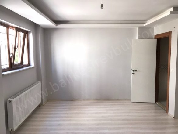 Maltepe Karesi Kiralık Daire |  1+1 Oda | 70M2 Aylık 15.500Tl | Bodrum | Kombi | 1 Banyo | 1 Yatak Odası Resim-5