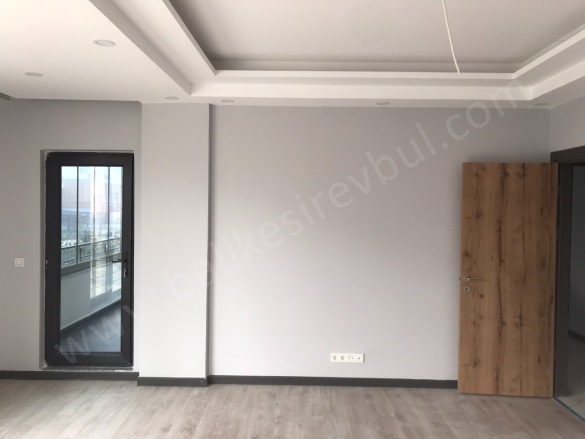 Plevne Altıeylül Kiralık Daire |  3+1 Oda | 110M2 Aylık 36.500Tl | 3. Kat | Kombi | 2 Banyo | 3 Yatak Odası Resim-4